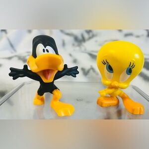 2020 McDonald's Looney Tunes Daffy Duck/Tweety Bird McDonalds Happy Meal Toys